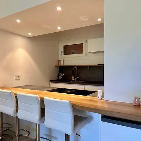Porto Cervo, Marina Luxe House Apartman