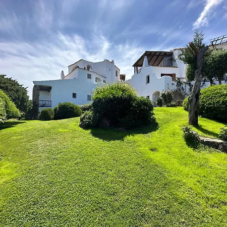 Porto Cervo, Marina Luxe House Apartman